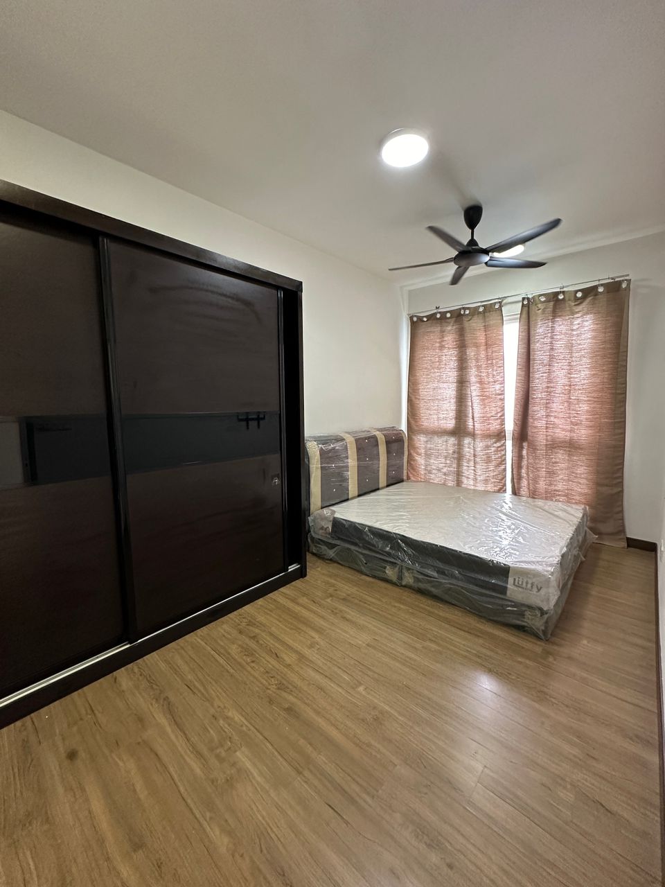 Pinnacle 8 - photo 1