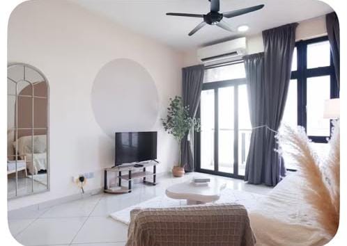 J Dupion Residence jinny - photo 4