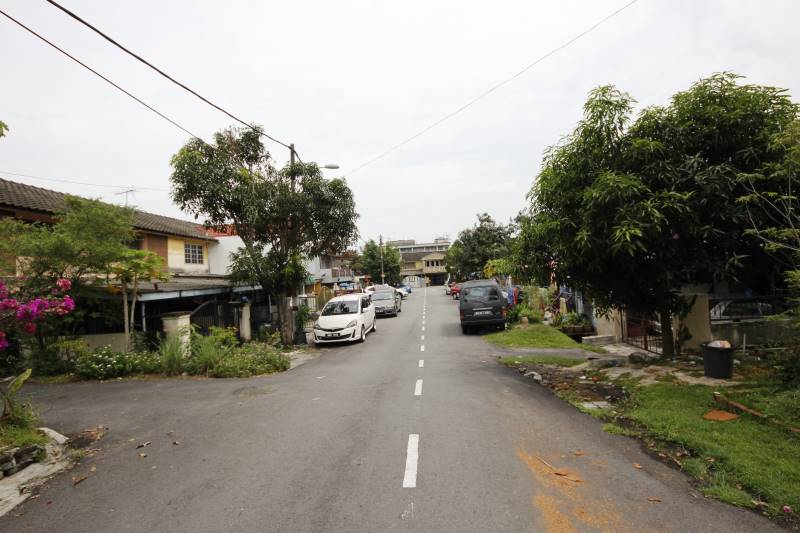 3 Storey Terrace ENDLOT Taman Bukit Teratai Ampang - photo 2