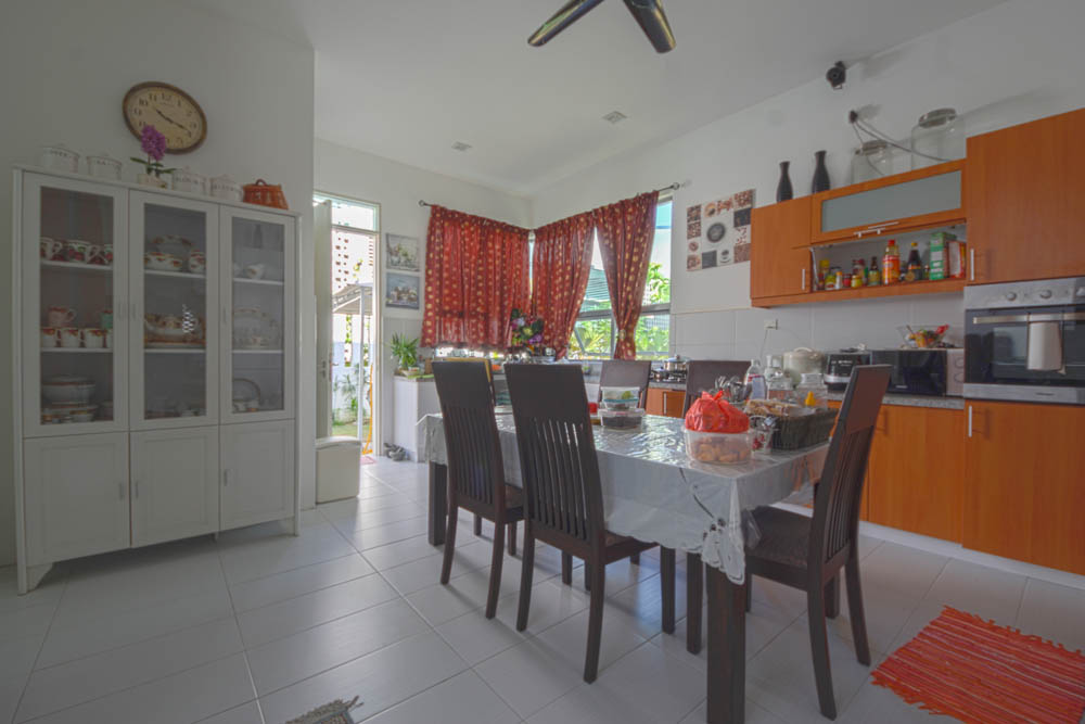 NEW 2 Storey CORNER Bungalow Kota Seriemas - photo 4