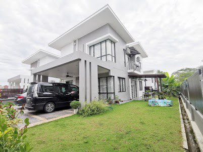 RENOVATED Double Storey Semi D Jalan Kesuma