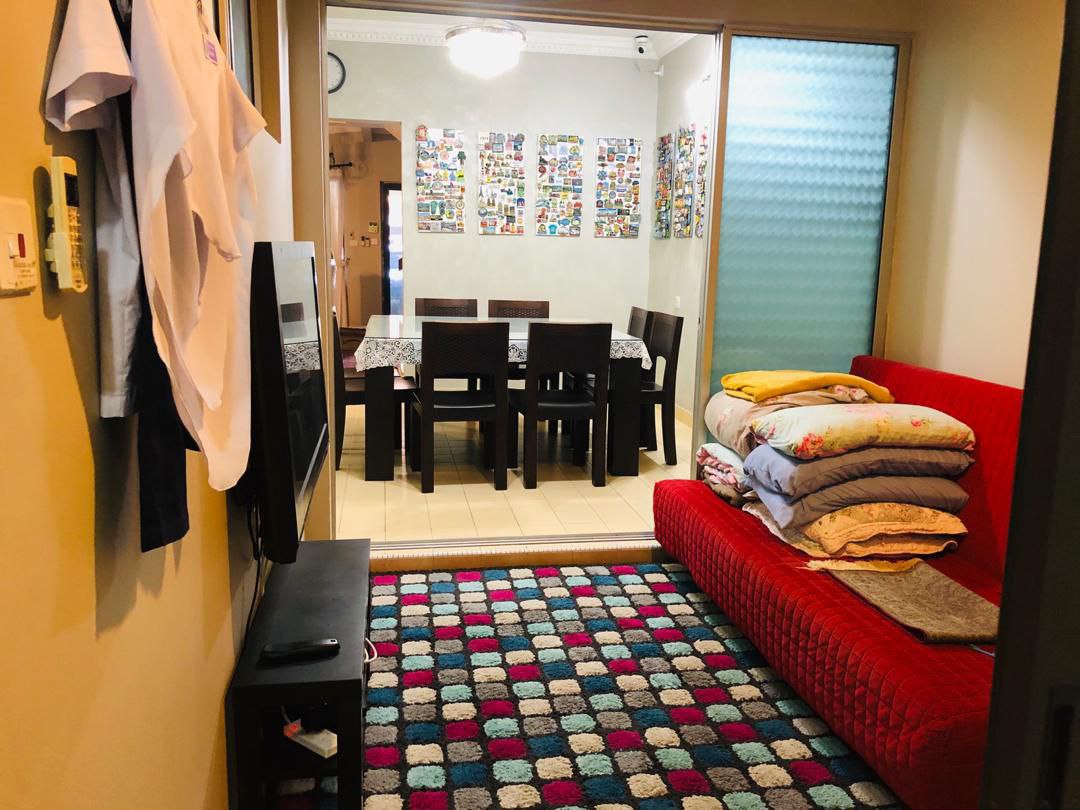 RENOVATED 2 Storey Intermediate Seksyen 5 - photo 3