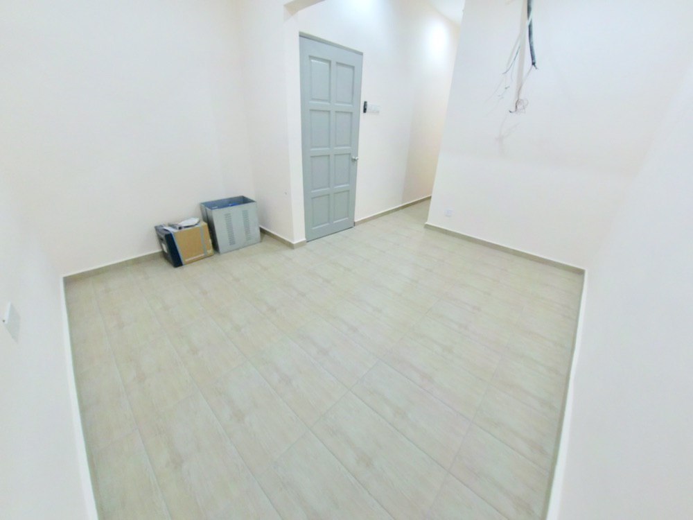 Double Storey, Taman Rasmi Jaya, Ampang - photo 6