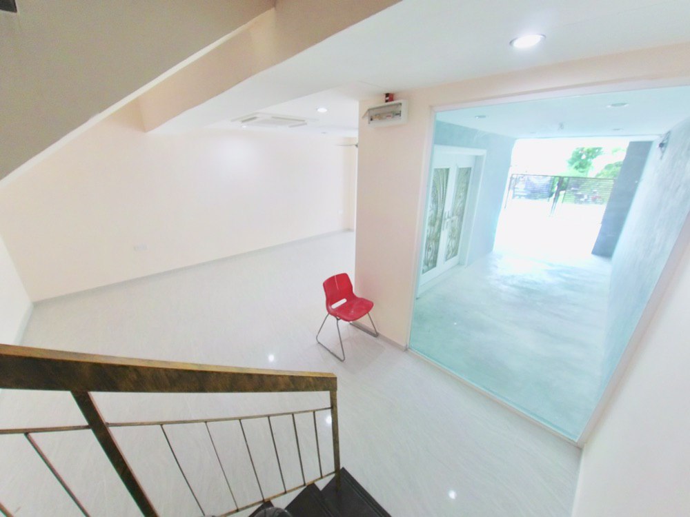 Double Storey, Taman Rasmi Jaya, Ampang - photo 9