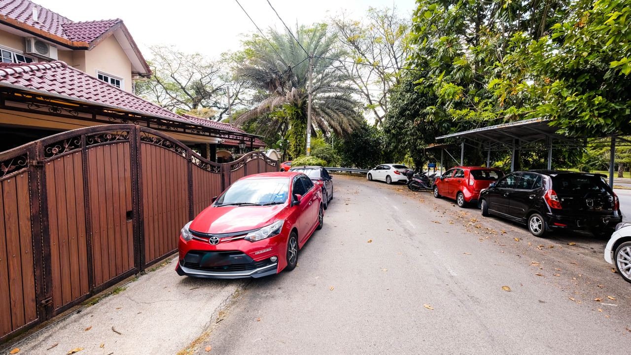 Taman Bukit Indah - photo 2