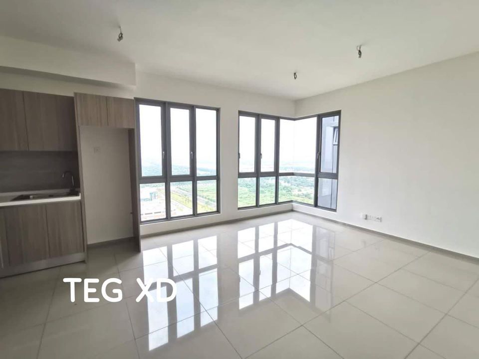 450k Gravit8 Condominium Klang 752sf 2R2B Tenanted - photo 2