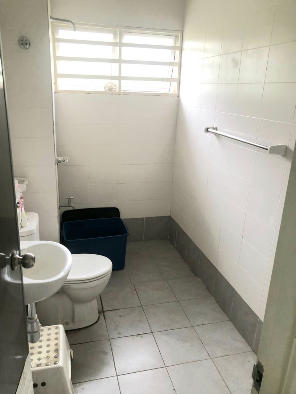 550k Saron Bandar Bukit Raja 2Sty 20x70 4R3B - photo 11