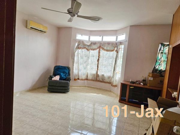 1mil Bandar Bukit Tinggi 2 2Sty 4kSF 4R3B Corner - photo 2
