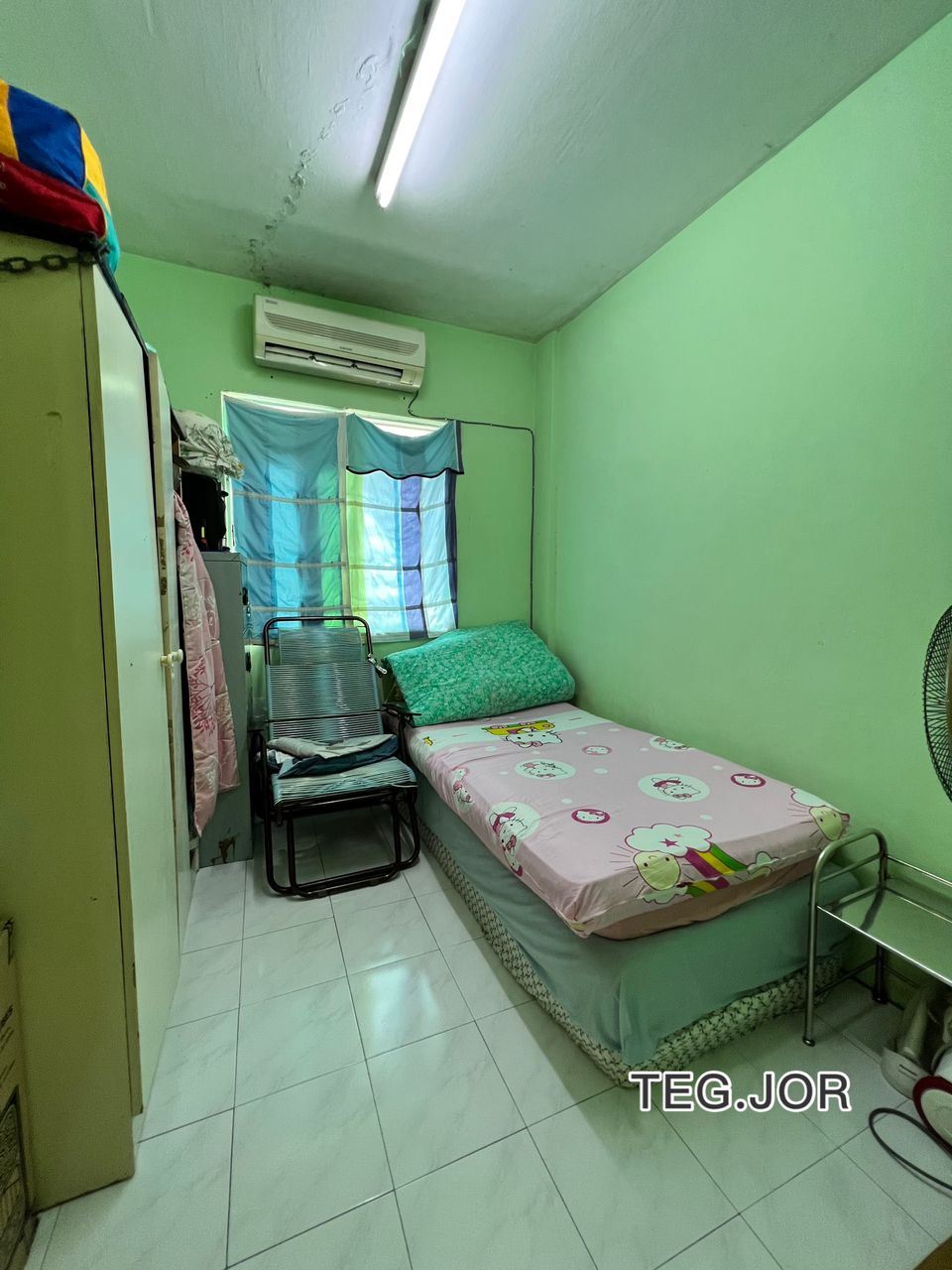 200k Bandar Bukit Tinggi 1 Flat 650SF 3R2B Reno - photo 4
