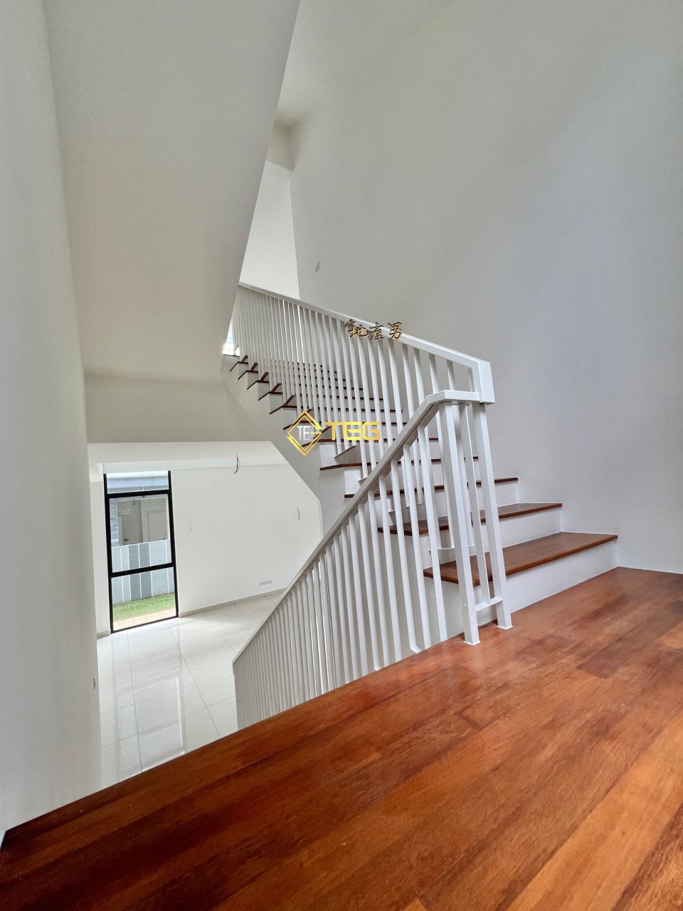 2 5mil Long Branch Residence 3Sty Bung 4682SF 5R9B - photo 8