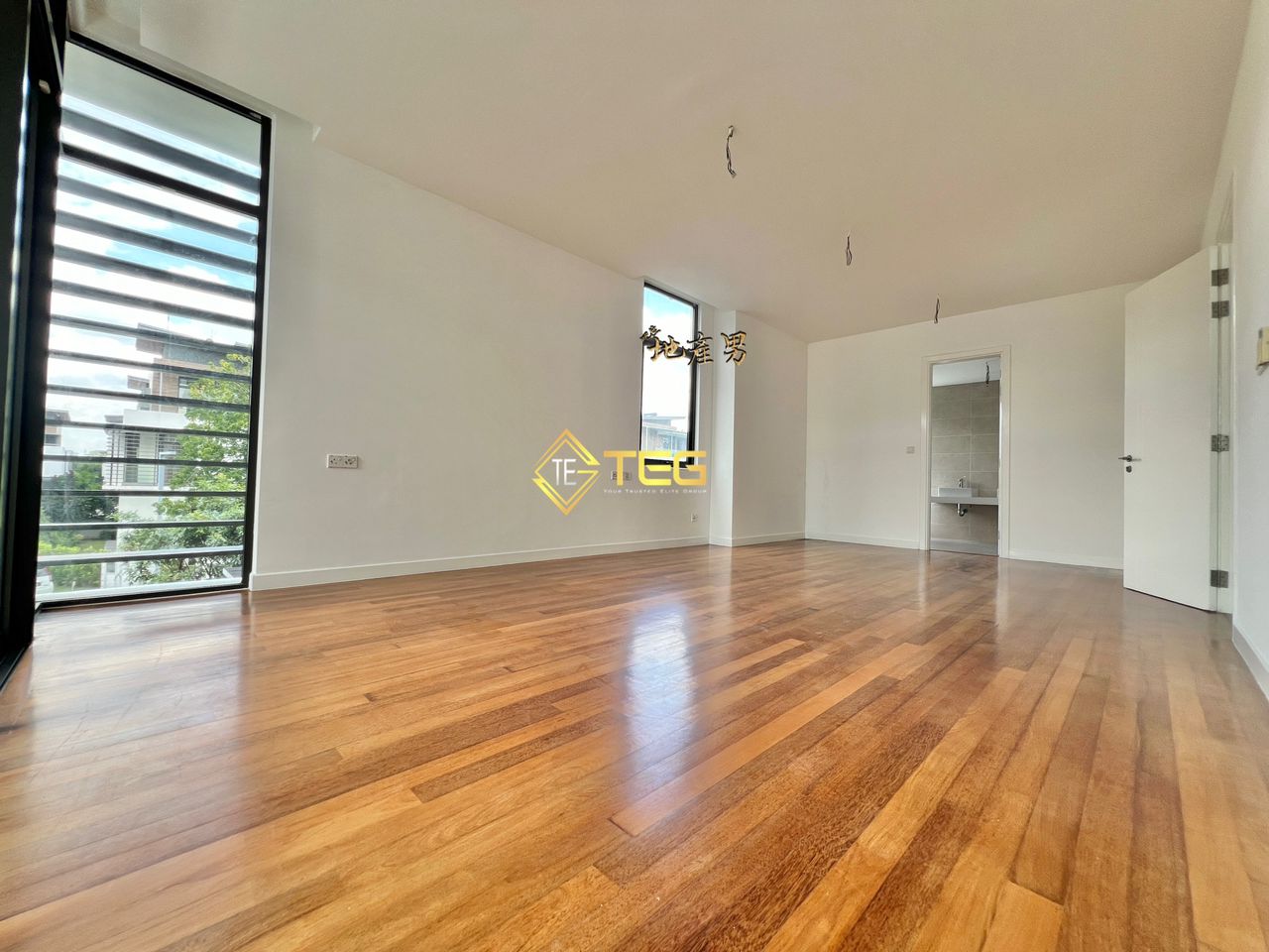 2 5mil Long Branch Residence 3Sty Bung 4682SF 5R9B - photo 11