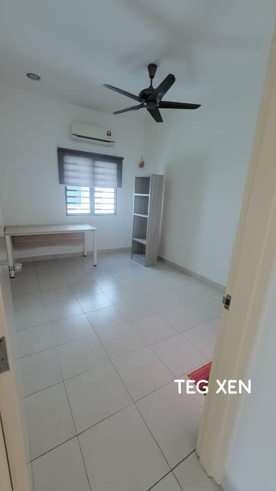 1mil Setia Indah Setia Alam 2Sty Endlot 25x70 - photo 2