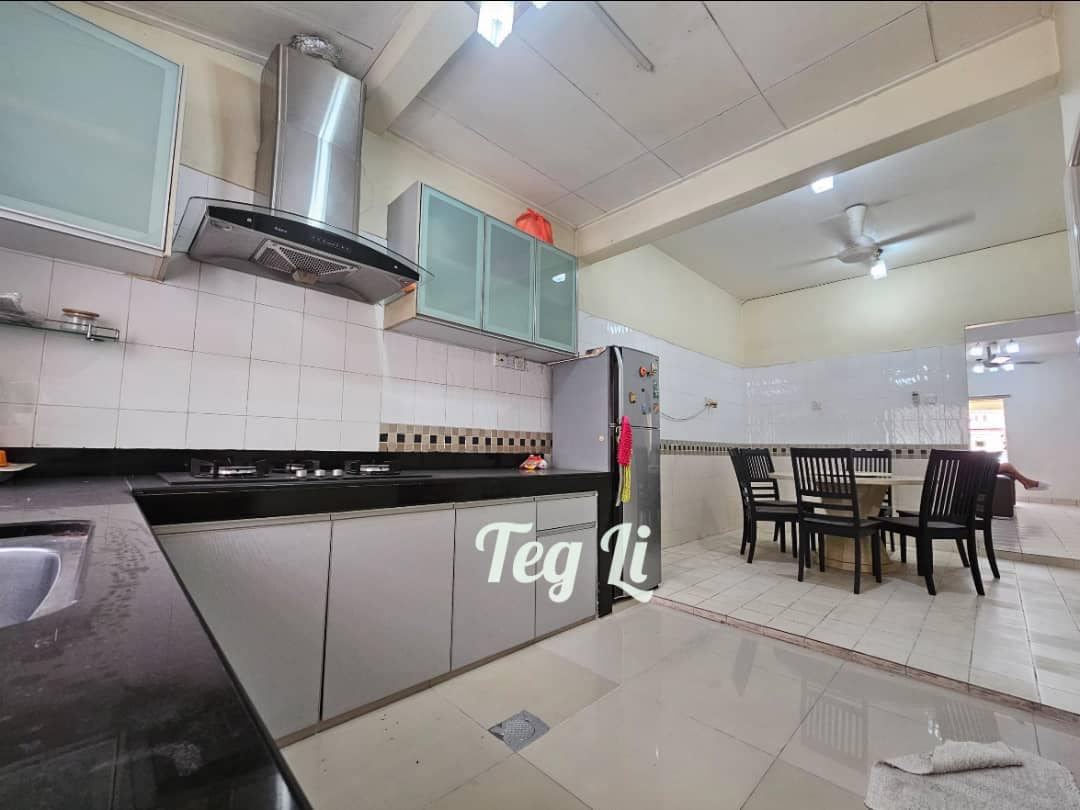 680k Tainia Kota Kemuning 2Sty 20x70 Partial Furni - photo 3
