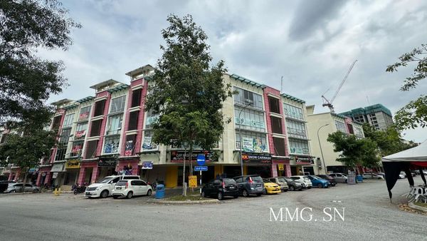 2 9m Seria 88 Setia Alam 4Sty 23x70 Renovated - photo 2