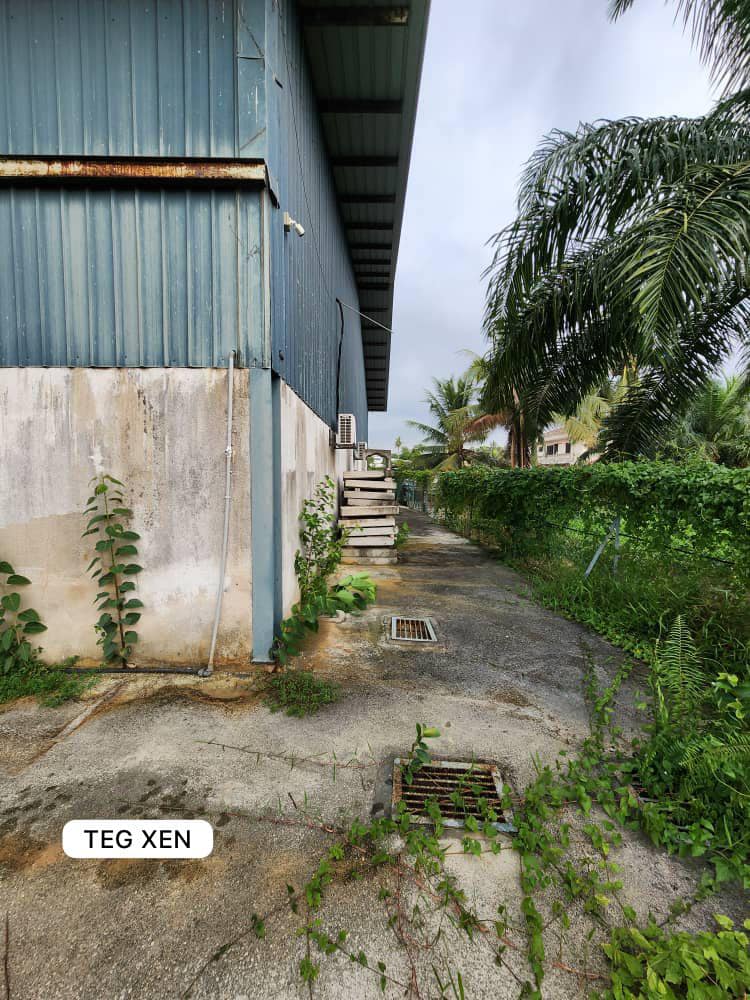 18500 Jln Keretapi Lama Factory 14400sf 100Amp - photo 3
