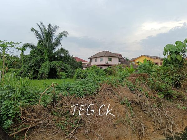 1 07m Limited Bungalow Residential Land 8200sf - photo 4