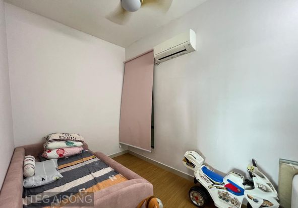 430k Maple Residence Parklands Klang 883sf Partial - photo 4