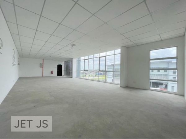 23k Sunrise Technology Park Alam Impian Seksyen 35 - photo 4