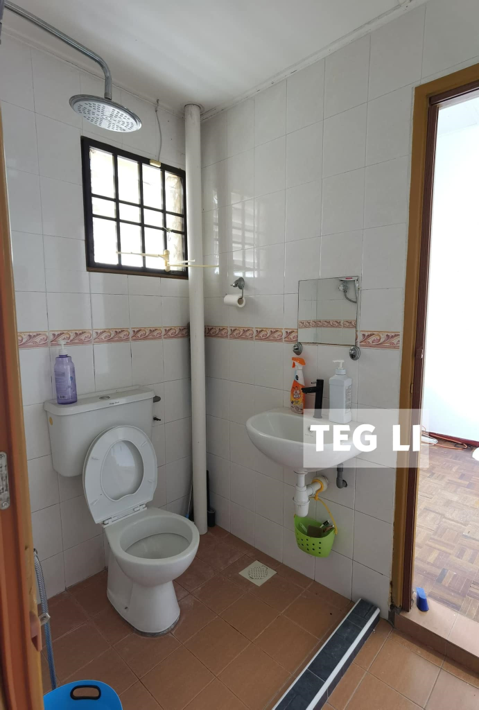 Facing Open Greenville Kota Kemuning 2Sty 18x62 5 - photo 7