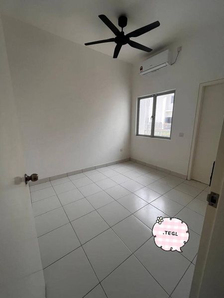 2500 Partial Furnished Bukit Raja Double Sty 20x75 - photo 2
