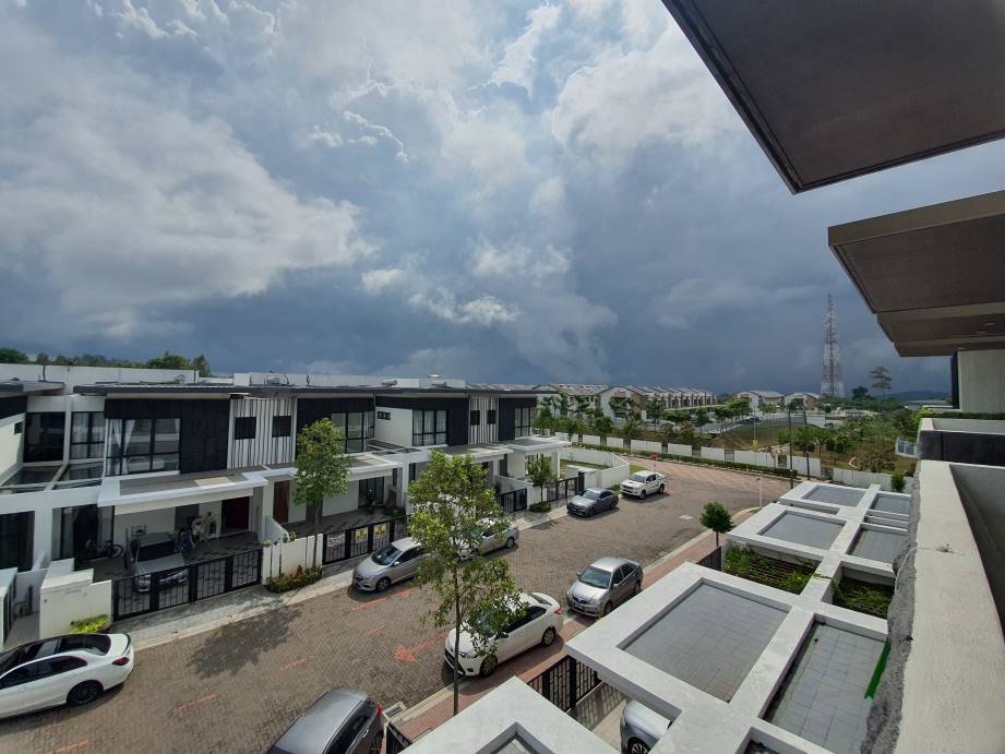 sierra 6 3 storey superlink house - photo 11