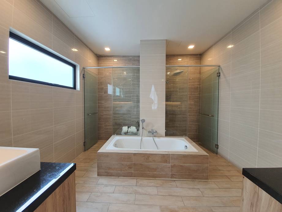sierra 6 3 storey superlink house - photo 6