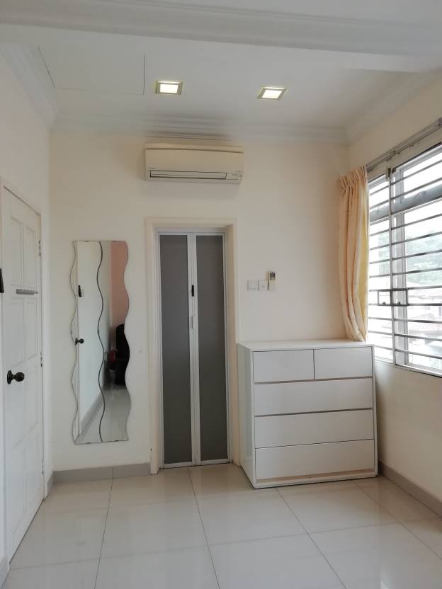 Terrace House Taman Puncak Jalil - photo 3