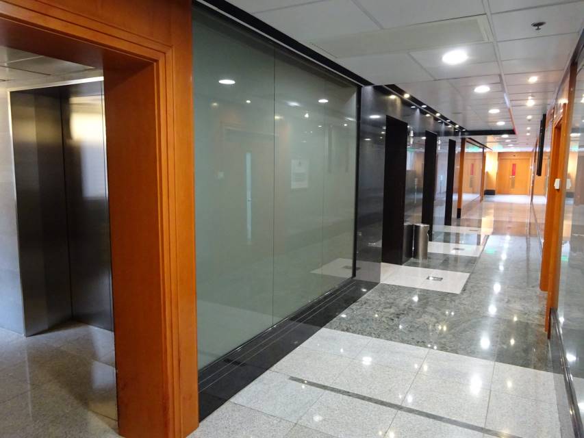 Northpoint Mid Valley Office 7500 - photo 3