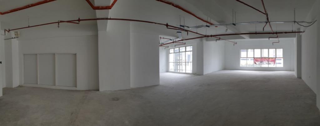 Metropolitan Square Commercial - photo 2