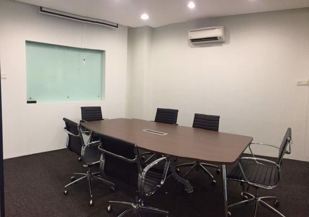 Metropolitan Square Commercial - photo 5
