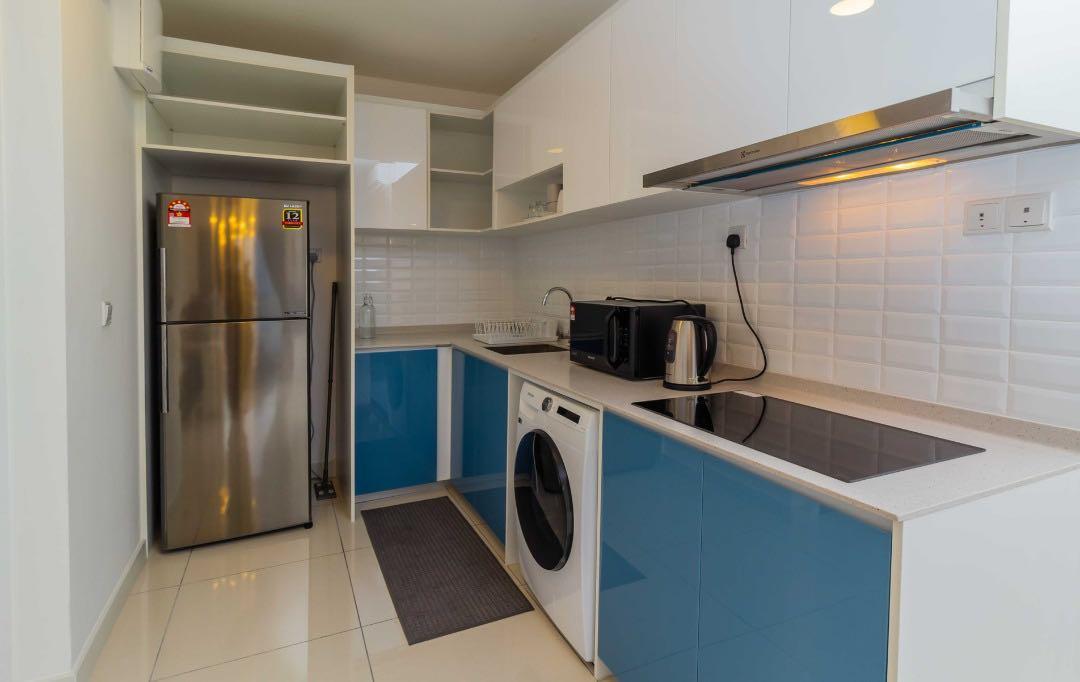 692SF  Continew Condominium For Rent - photo 2