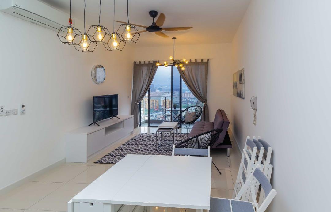 692SF  Continew Condominium For Rent - photo 3