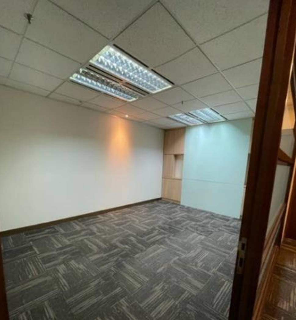 Wisma Chuang Central Plaza - photo 4