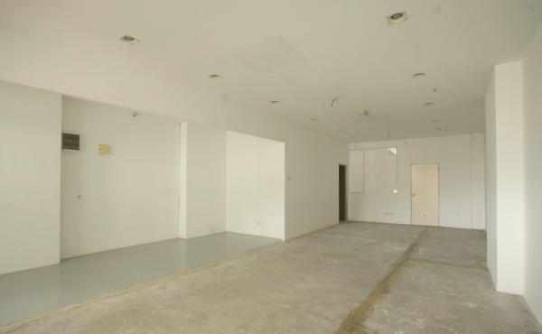 Metropolitan Square - photo 3