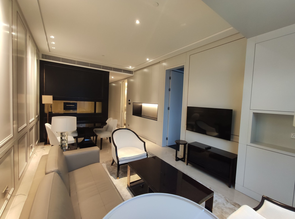 Pavilion Suites 836 1 - photo 2