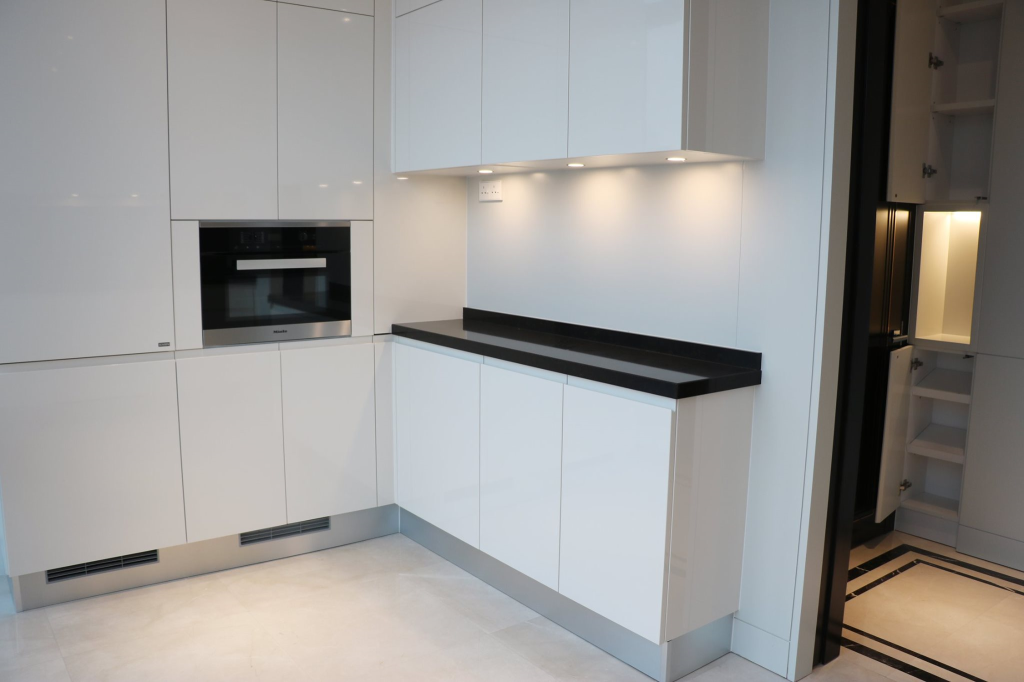 Pavilion Suites 747 2 - photo 10