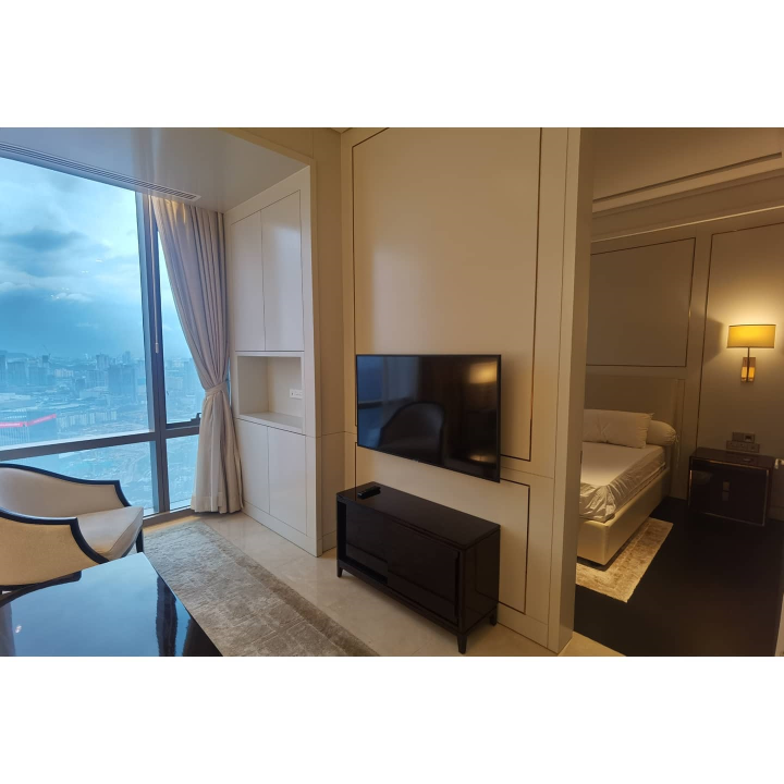 Pavilion Suites 718 2 - photo 2
