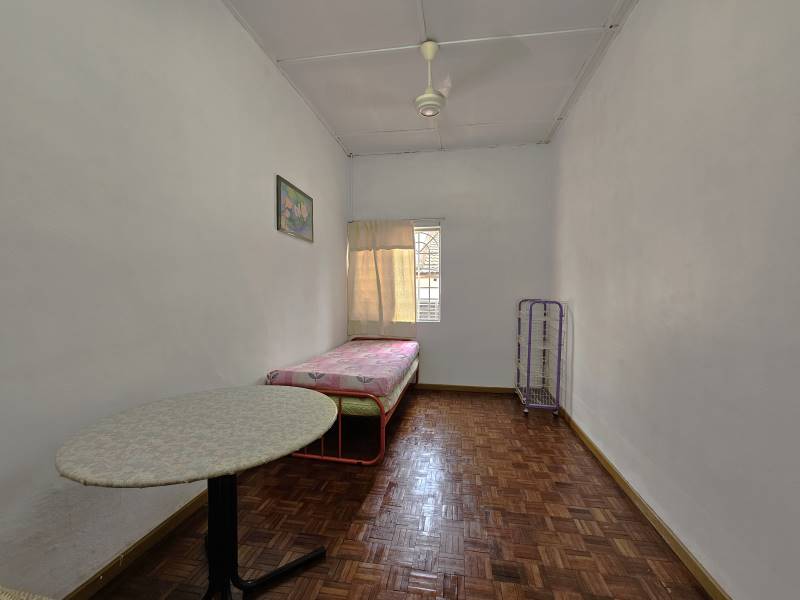 Taman Universiti Indah Seri Kembangan - photo 6