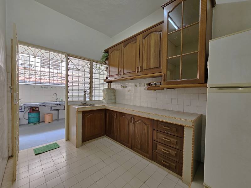 Taman Universiti Indah Seri Kembangan - photo 8