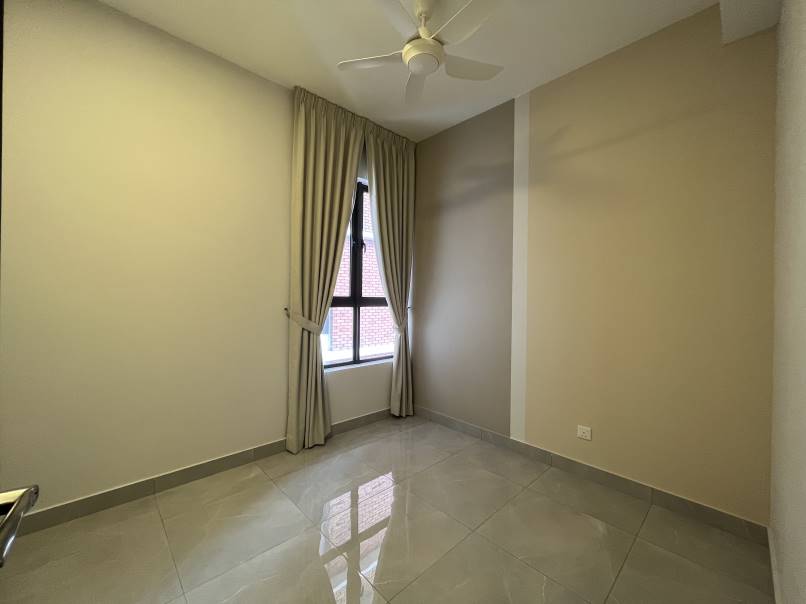 The Birch Walking distance to MRT station - photo 8