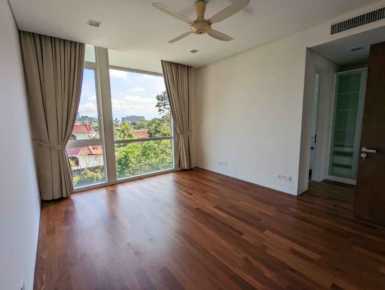 One Menerung Bangsar Town House - photo 12