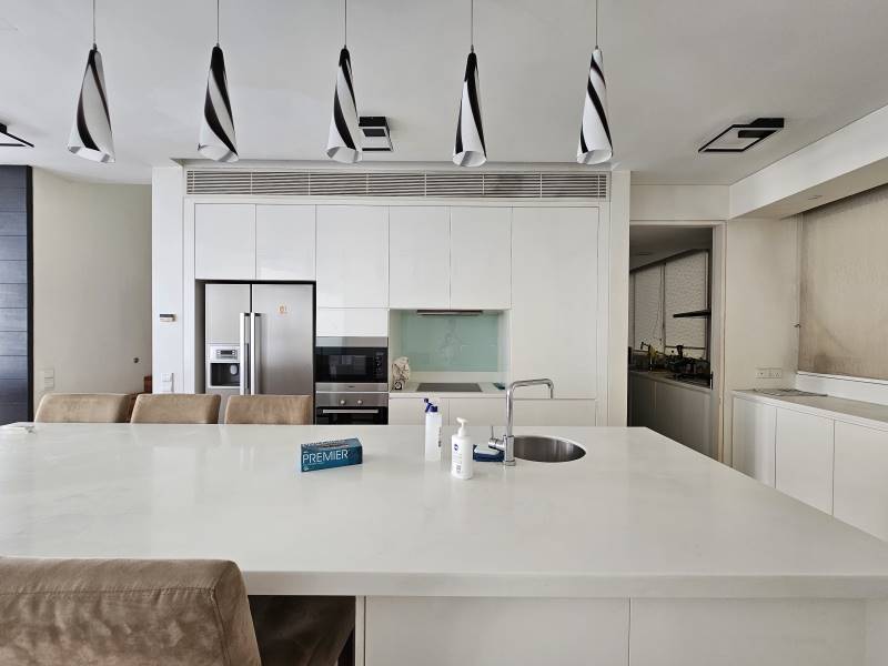 One KL KLCC Duplex Unit - photo 7