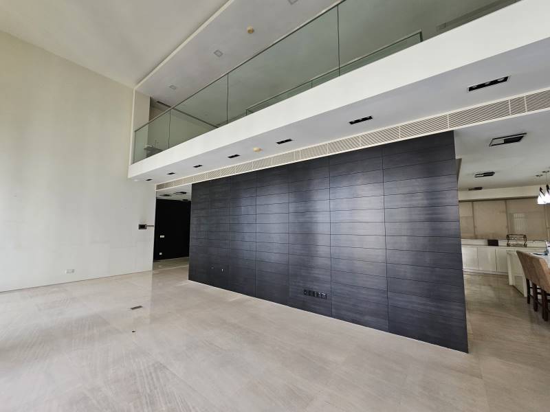 One KL KLCC Duplex Unit - photo 5