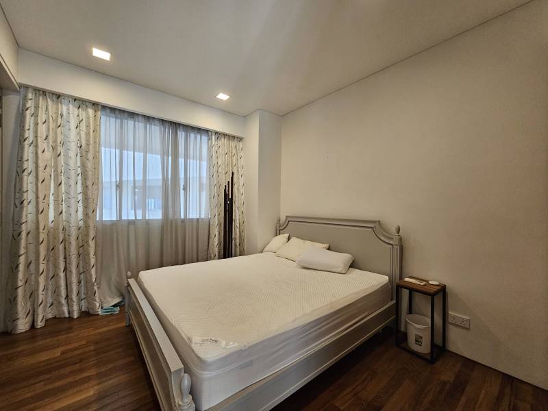 One KL KLCC Duplex Unit - photo 11