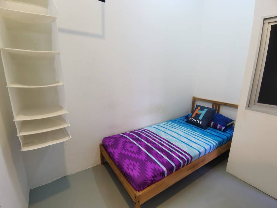 ROOMY SS15 Subang, ASB01-308 SINGLE ROOM , Male