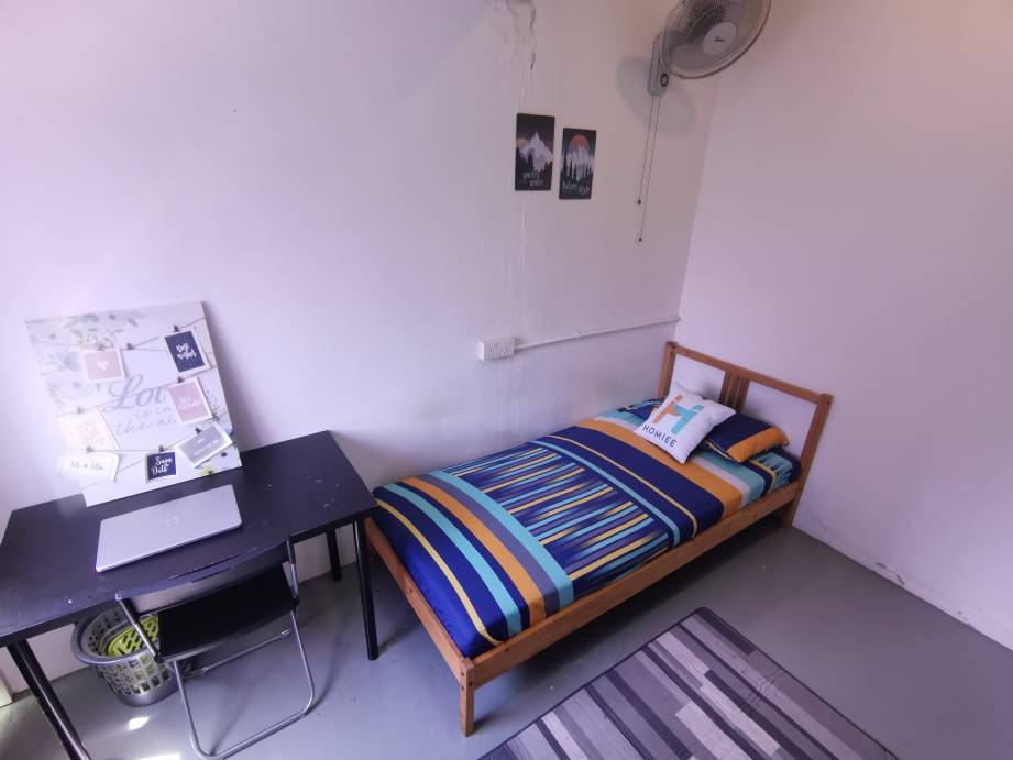 ROOMY SS15 Subang, ASB01-302 SINGLE ROOM, Male - photo 2
