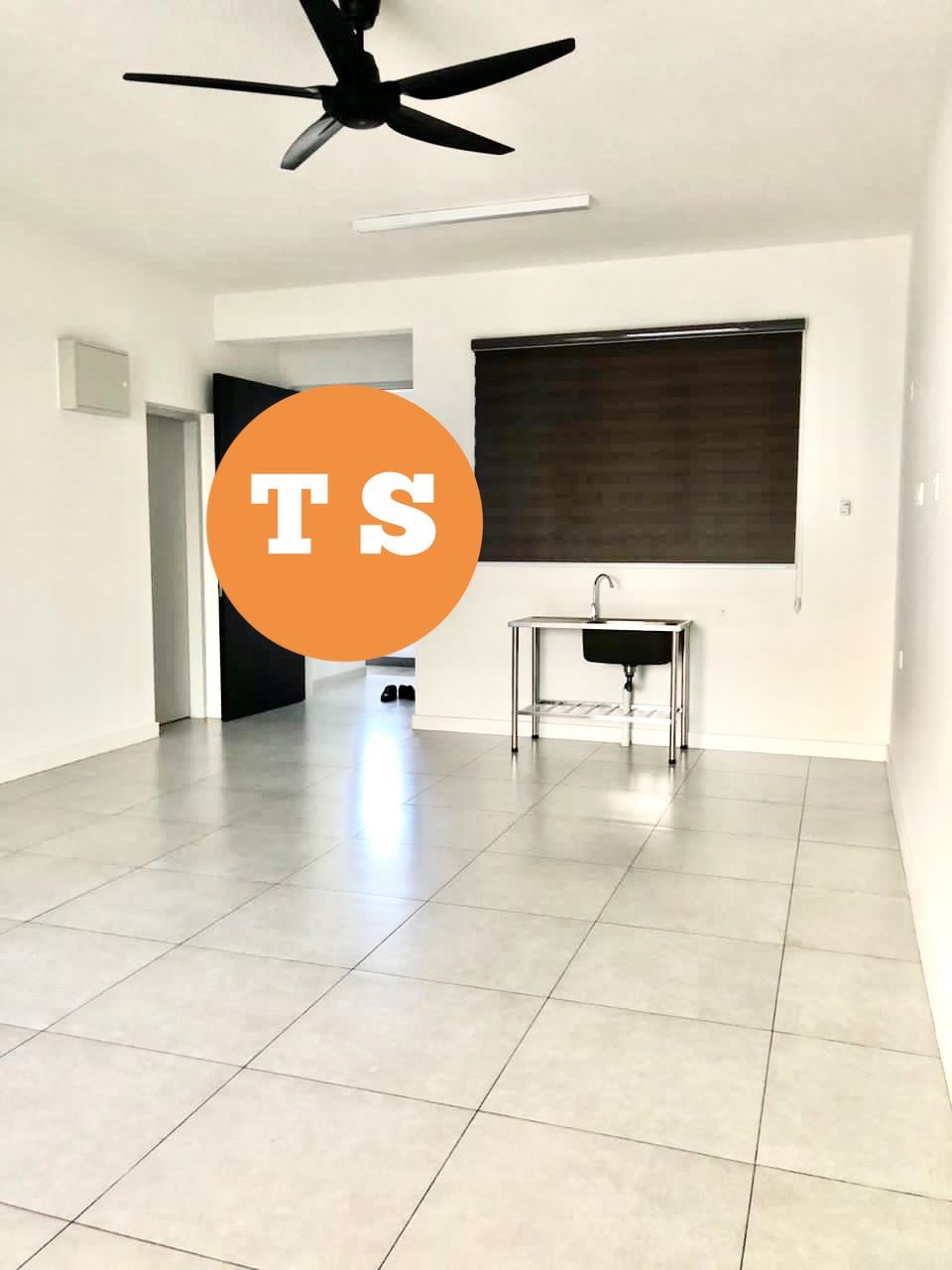 3 Residence - photo 2