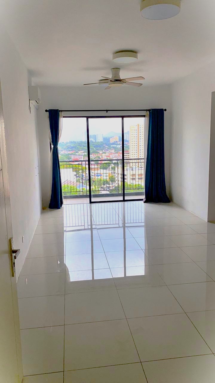 Skyview Residence 1450sf 780k - photo 2