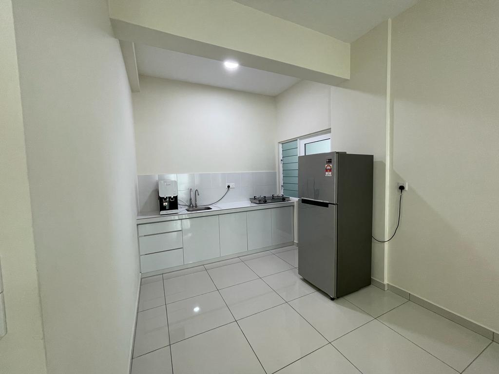 Straits Garden Residence Condo - photo 3