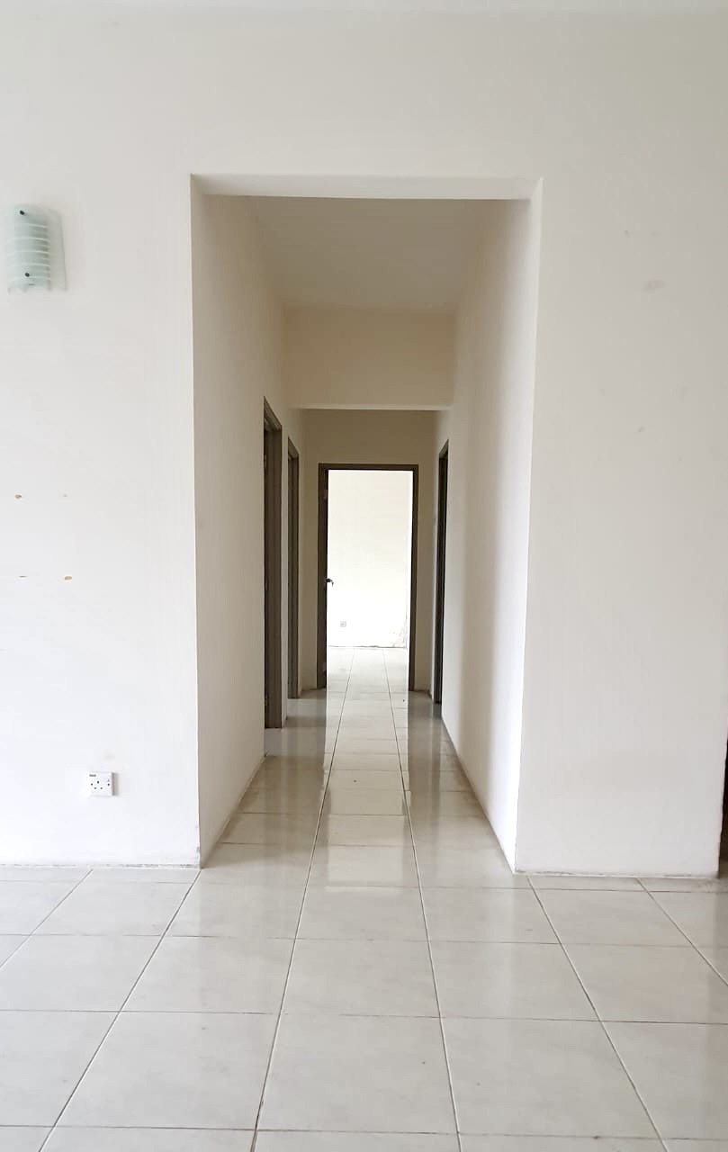 The Spring 700k 4rooms 1250sf Original - photo 4